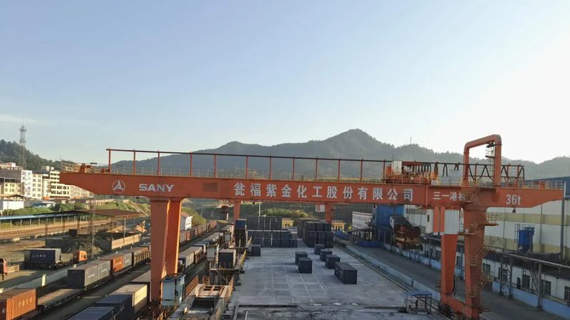 车间悬臂吊：定制方案的关键要素解析